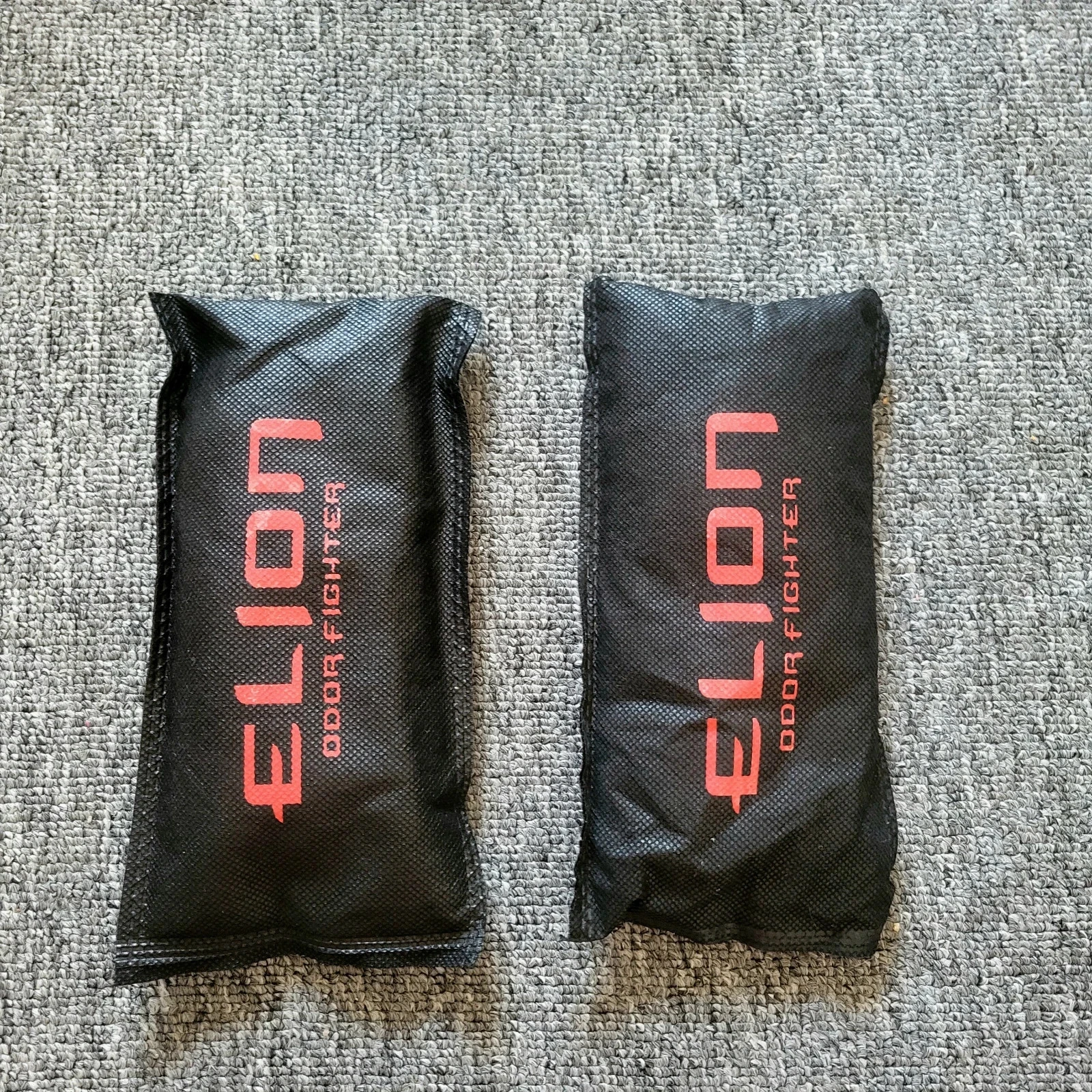 Guantes de Boxeo Venum 12 oz Negro Mate + Bolsa de Boxeo Boxing Shop + Desodorantes Elion Odor Fighter – photo 6